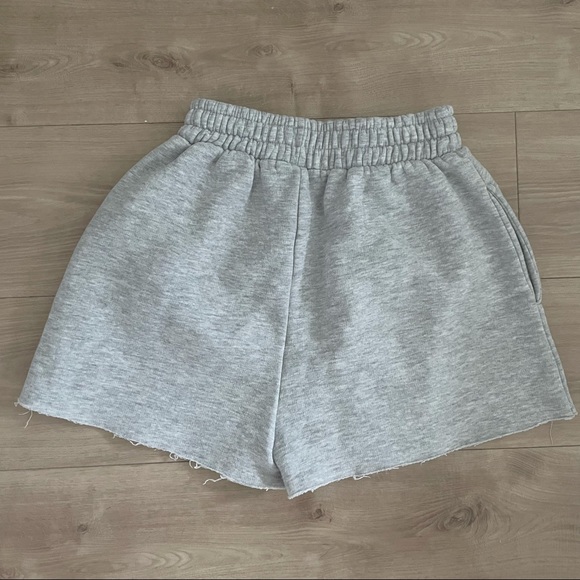 PrettyLittleThing Pants - Sweatshorts